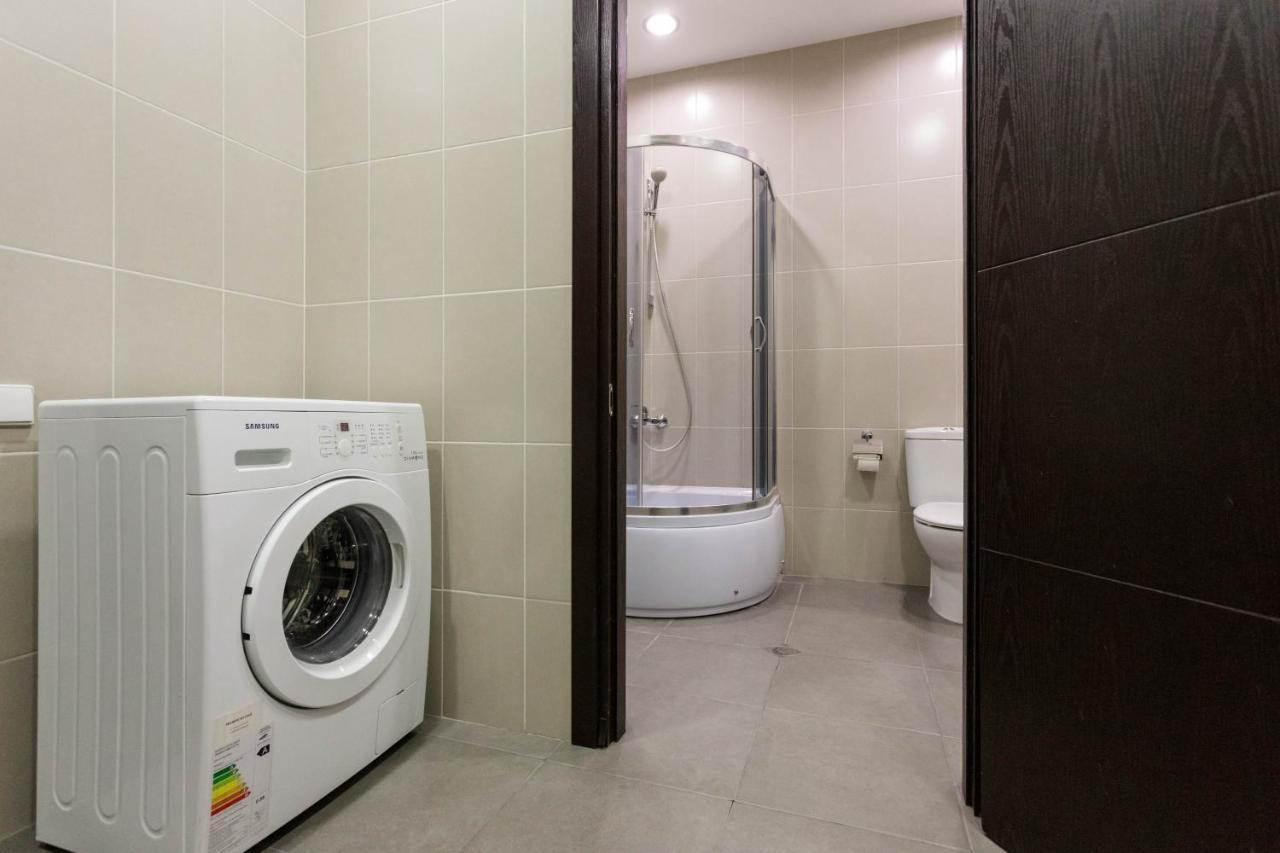 Apartment In The City Center Lll Тбилиси Екстериор снимка