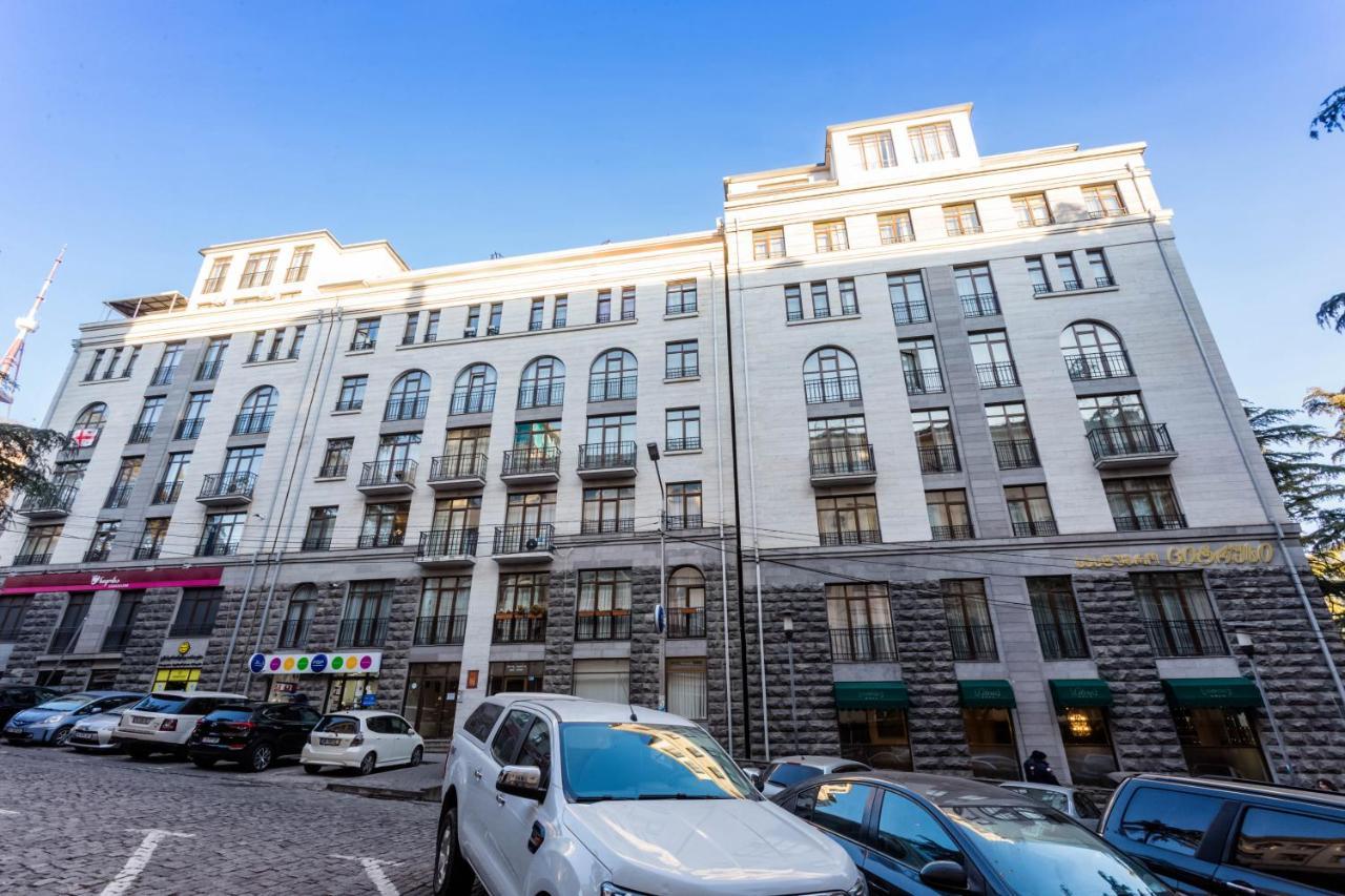 Apartment In The City Center Lll Тбилиси Екстериор снимка